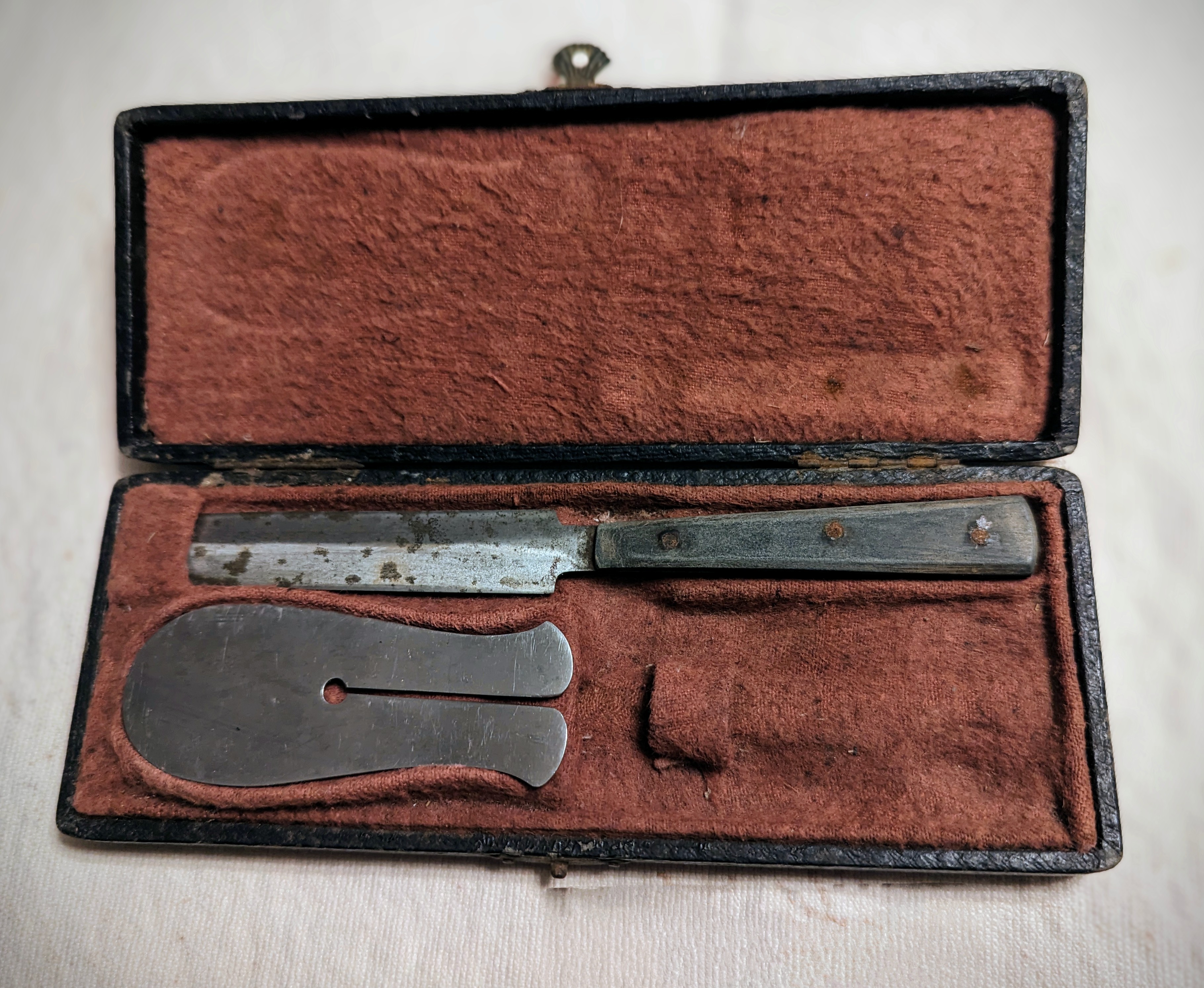 Hungary circumcision knife
          1930s antique Judaica